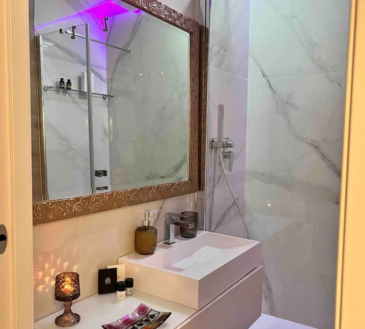 Suite Mico-5Min Sansiro-8Min Duomo Milan Appartement